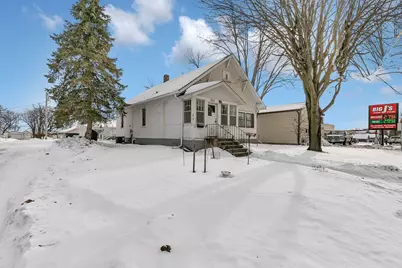 325 Central Avenue N, Milaca, MN 56353 - Photo 22