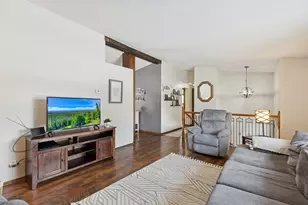 8148 Brandywine Pkwy, Brooklyn Park, MN 55444 - Photo 8