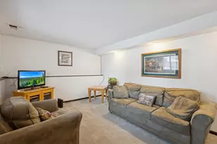 8148 Brandywine Pkwy, Brooklyn Park, MN 55444 - Photo 22