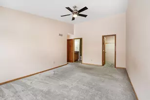 400 Oakland Pl NE, Austin, MN 55912 - Photo 20