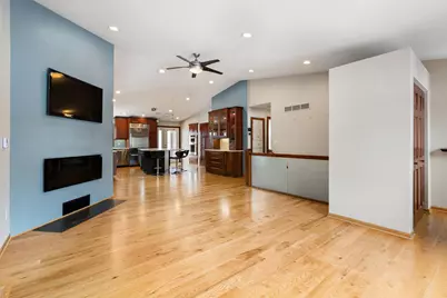 400 Oakland Place NE #9, Austin, MN 55912 - Photo 16