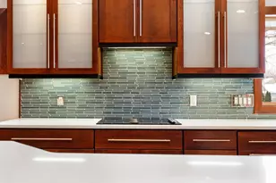 400 Oakland Pl NE, Austin, MN 55912 - Photo 2