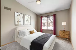 400 Oakland Pl NE, Austin, MN 55912 - Photo 24