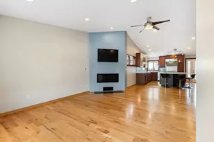 400 Oakland Pl NE, Austin, MN 55912 - Photo 18