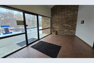 35 Nathan Lane N #114, Plymouth, MN 55441 - Photo 6