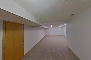 2303 Leyland Cir, Woodbury, MN 55125 - Photo 6