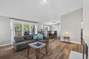 8945 Preserve Blvd, Eden Prairie, MN 55347 - Photo 8