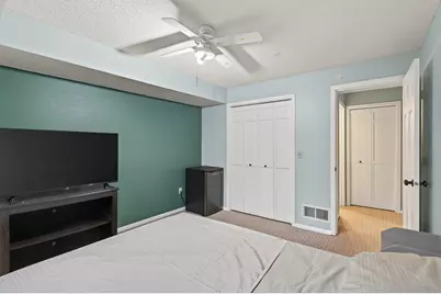 8945 Preserve Boulevard, Eden Prairie, MN 55347 - Photo 32