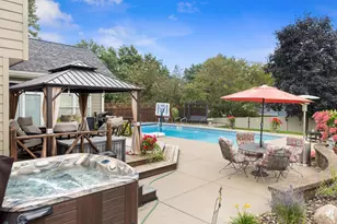 7024 135th St W, Apple Valley, MN 55124 - Photo 24
