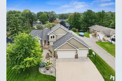 7024 135th Street W, Apple Valley, MN 55124 - Photo 2