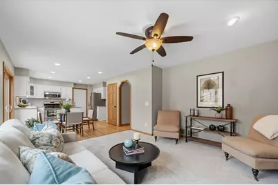 8139 Jewel Avenue S, Cottage Grove, MN 55016 - Photo 12