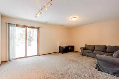 2339 Highwood Avenue E, Maplewood, MN 55119 - Photo 20