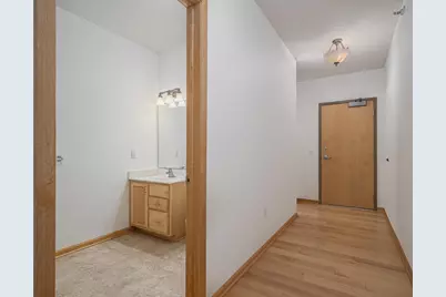 750 Mainstreet #206, Hopkins, MN 55343 - Photo 16