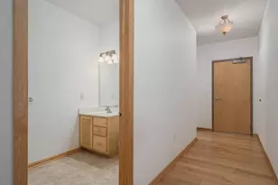 750 Mainstreet, Hopkins, MN 55343 - Photo 16