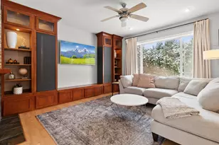 8048 Marsh Creek Alcove, Woodbury, MN 55125 - Photo 6