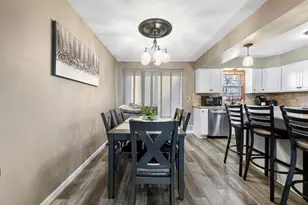 2059 Roe Crest Dr, North Mankato, MN 56003 - Photo 8