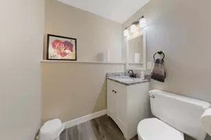 2059 Roe Crest Dr, North Mankato, MN 56003 - Photo 26