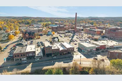 406 Main Street E, Menomonie, WI 54751 - Photo 38