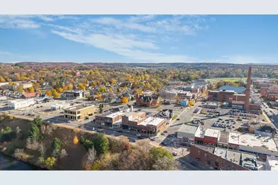 406 Main Street E, Menomonie, WI 54751 - Photo 42