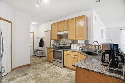 17901 96th Avenue N, Maple Grove, MN 55311 - Photo 8