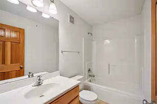 8322 Labont Way, Eden Prairie, MN 55344 - Photo 8