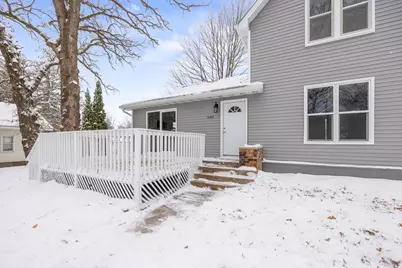 540 Brown Street SW, Hutchinson, MN 55350 - Photo 2