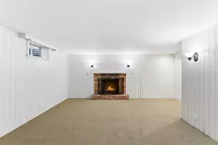 2300 W 95th St, Bloomington, MN 55431 - Photo 24