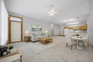 624 N Shore Dr, Detroit Lakes, MN 56501 - Photo 10