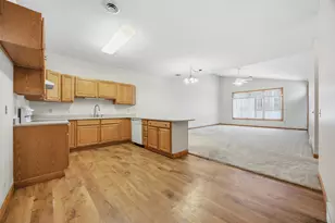 624 N Shore Dr, Detroit Lakes, MN 56501 - Photo 4
