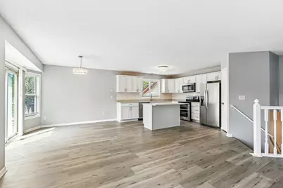 9455 Jarrod Avenue S, Cottage Grove, MN 55016 - Photo 6