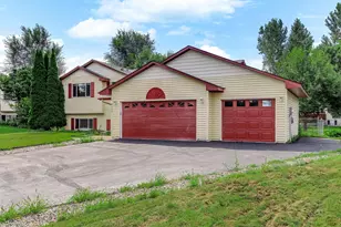 9455 Jarrod Ave S, Cottage Grove, MN 55016 - Photo 2