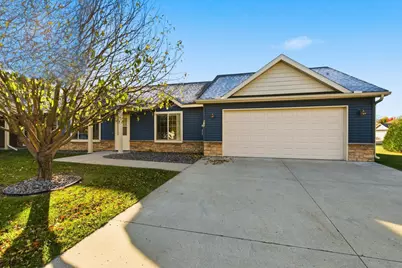 617 Cottonwood Avenue, Litchfield, MN 55355 - Photo 1