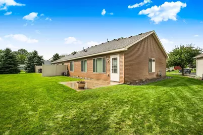 647 Cottonwood Avenue, Litchfield, MN 55355 - Photo 18