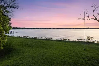 535 Bushaway Road, Wayzata, MN 55391 - Photo 2