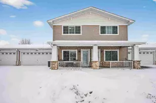 982 Crossing Way, Delano, MN 55328 - Photo 2