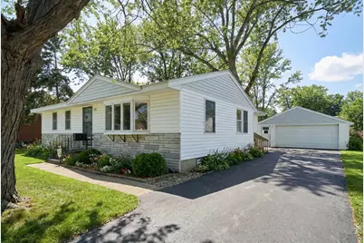 5850 6th Street NE, Fridley, MN 55432 - Photo 2