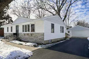 5850 6th St NE, Fridley, MN 55432 - Photo 4