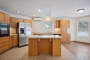 13464 Thomas Dr, Little Falls, MN 56345 - Photo 12