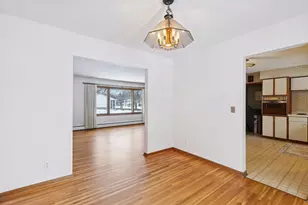 11204 Zebulon Pike Ave, Burnsville, MN 55337 - Photo 6