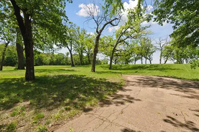 555 Bushaway Road, Wayzata, MN 55391 - Photo 4