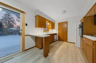 8232 Hemingway Ave S, Cottage Grove, MN 55016 - Photo 12