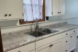 2009 Great Bend Blvd, Windom, MN 56101 - Photo 10