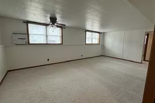 2009 Great Bend Blvd, Windom, MN 56101 - Photo 4