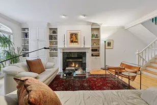 103 Edgewood Ct, Wayzata, MN 55391 - Photo 6