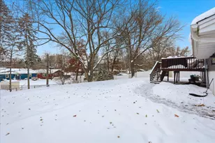 7048 Montrose Rd, Woodbury, MN 55125 - Photo 26