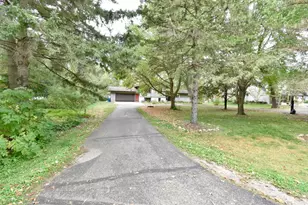 18493 Eaglewood Rd, Clearwater, MN 55320 - Photo 2