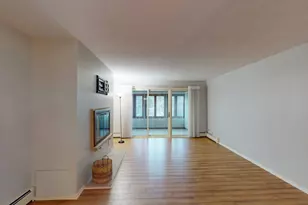 317 6th Ave SW, Rochester, MN 55902 - Photo 4