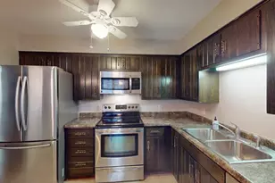 317 6th Ave SW, Rochester, MN 55902 - Photo 10