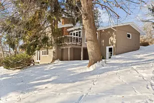 15701 Oak Ridge Rd, Eden Prairie, MN 55346 - Photo 24