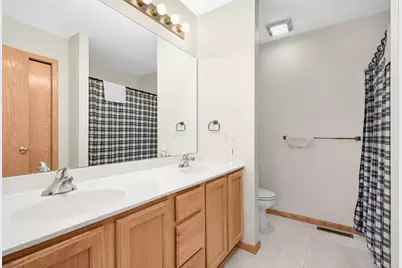 1373 5th Street E, Saint Paul, MN 55106 - Photo 14